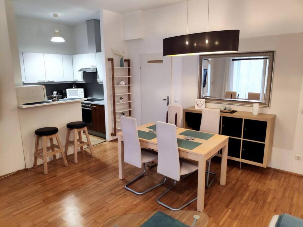 Nd Exquisites Wundervolles Ruhiges Terrassenapartment Mit Garage เวียนนา ภายนอก รูปภาพ