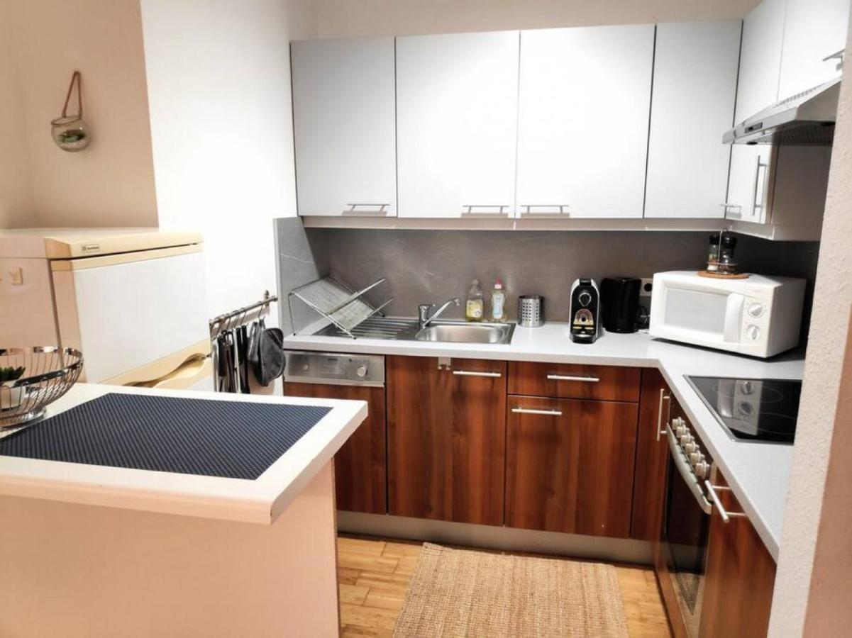 Nd Exquisites Wundervolles Ruhiges Terrassenapartment Mit Garage เวียนนา ภายนอก รูปภาพ