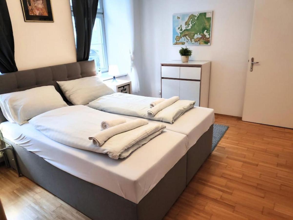 Nd Exquisites Wundervolles Ruhiges Terrassenapartment Mit Garage เวียนนา ภายนอก รูปภาพ